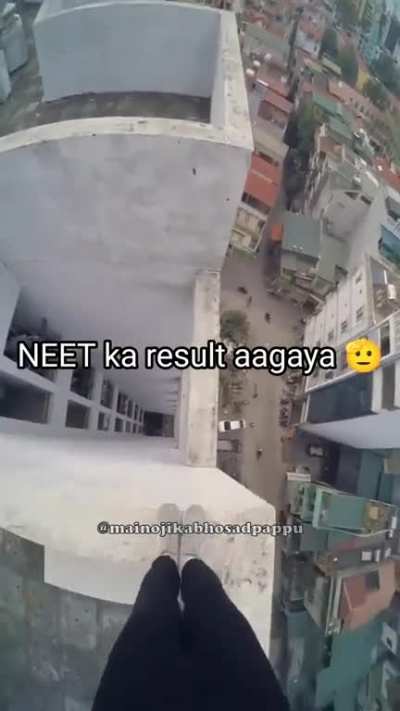 Riyal Ja Raha Hun:)