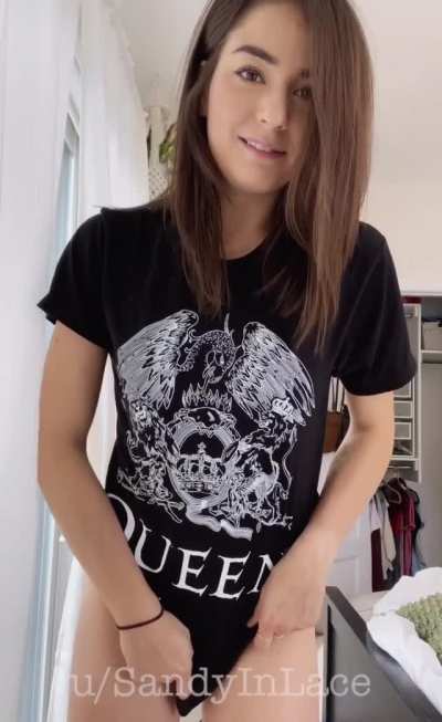 Adorable girls, you make the Reddit world go ‘round 🎶