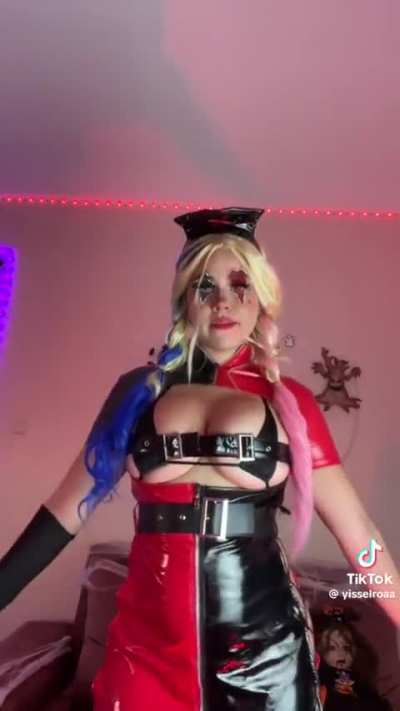 @yisselroaa