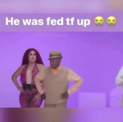 unc to old school for this shit😭