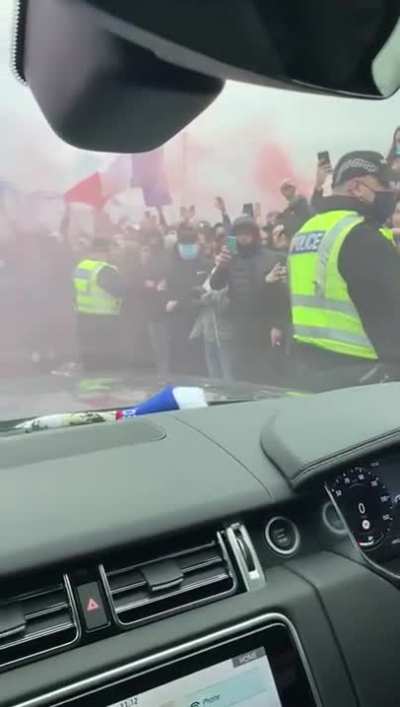 Steven Gerrard arriving at Ibrox