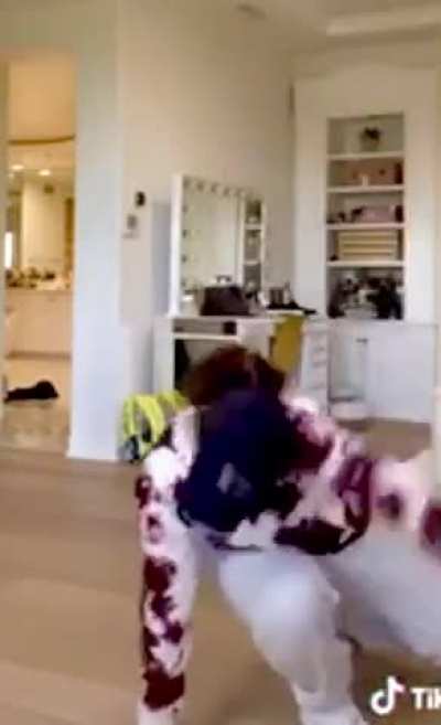 So many of her dances focus on working that booty