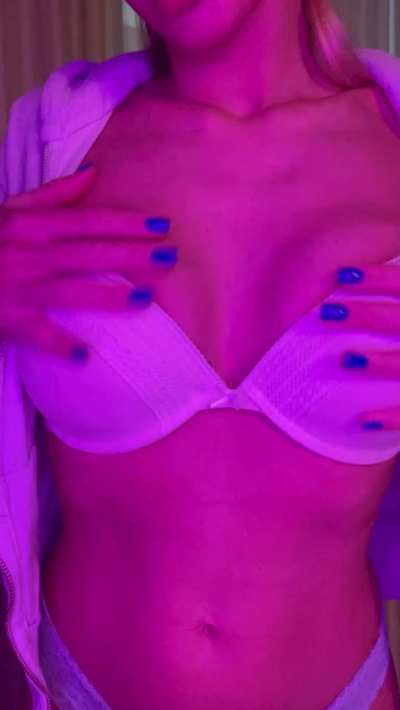 My titties is so soft, so I'll be happy if someone can squeeze them [oc]