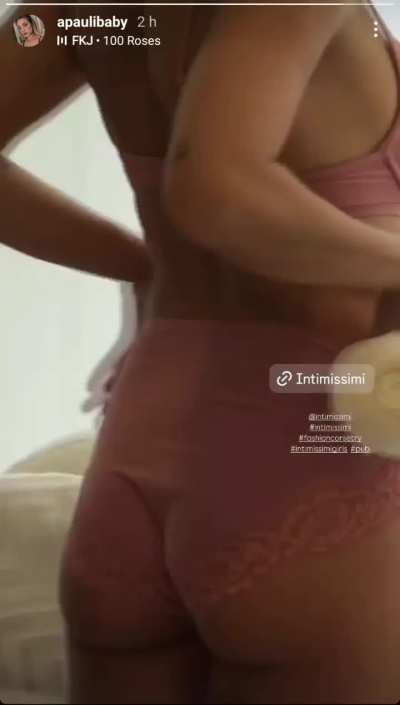 Paula de Magalhães