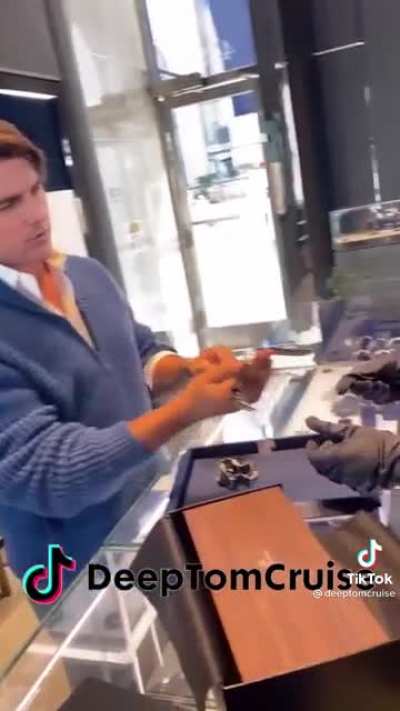 Tom Cruise being a Cringey Weeb (deepfake)