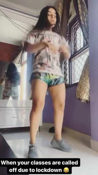 So yummy thighs wow😍💦<wbr>🤤 Ig-na<wbr>ndini<wbr>chawl<wbr>a