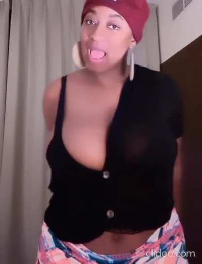 hollyyshii 😈🥶❤️🍉<wbr>💦💦