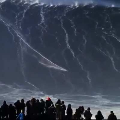 Meet Sebastian Steudnter: the man that surfed the biggest wave in history