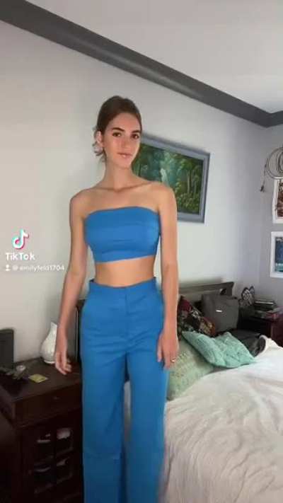 Chloe set 💚💙💜