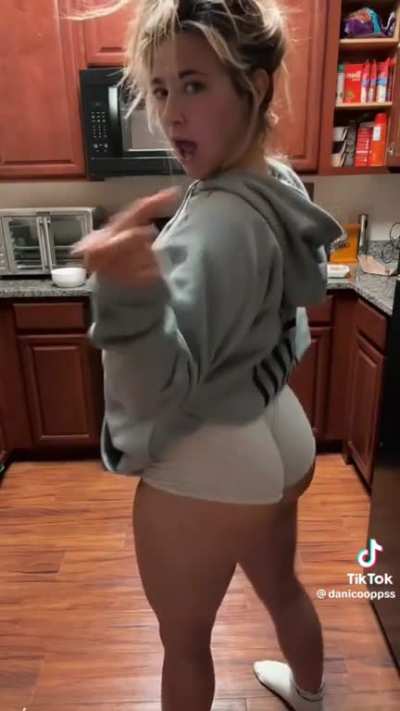 Dani vs Alejandra