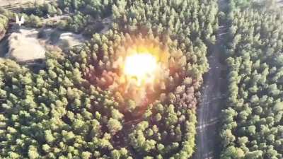 Video confirming the loss of a 19th TOS1A in Ukraine. Only around 44 of these were made, meaning that almost half of them have been lost by russia