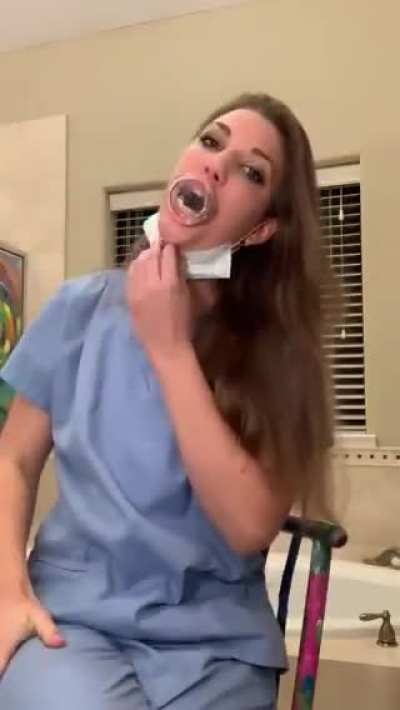 Dildo gagging