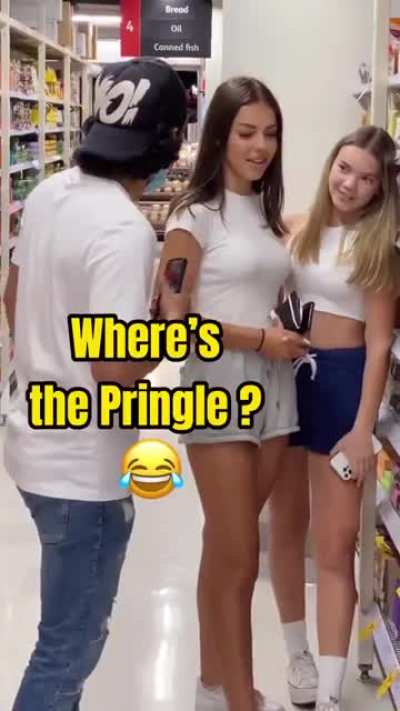 Now that's how you pick up girls, lads