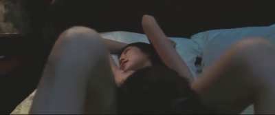 Kim Minhee And Kim Tae Ri the