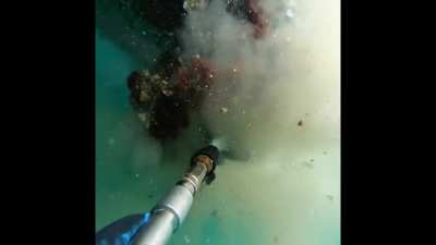 Underwater Pressure Washing