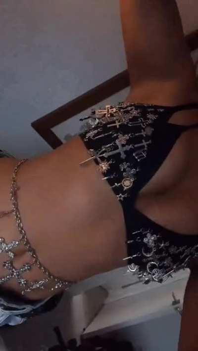 Anna Jay