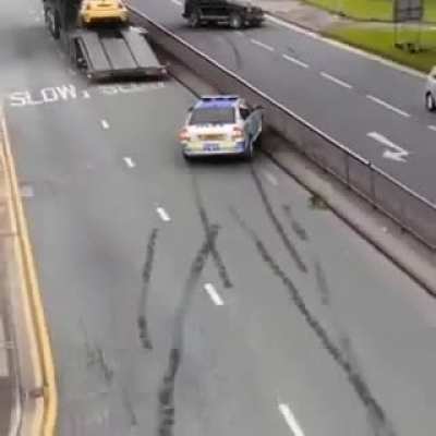 Posted on(r/unexpected) Gta IRL