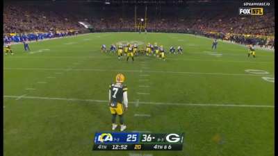 Bojorquez prepping to put the Rams on their own 1