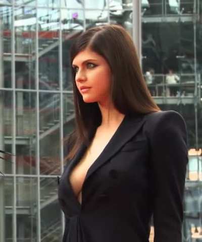 She’s a show stopper
