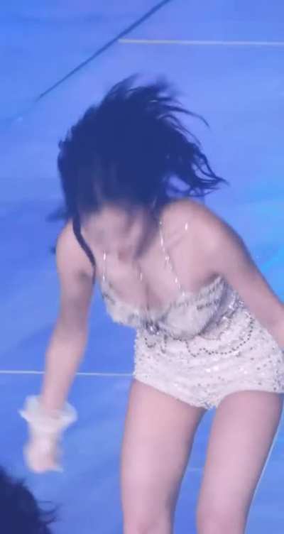 Twice - Momo