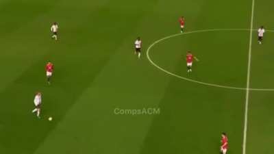 Simon Kjaer vs Manchester United