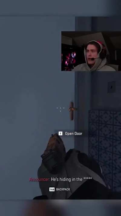 heshidingintheshitterpushpushpush