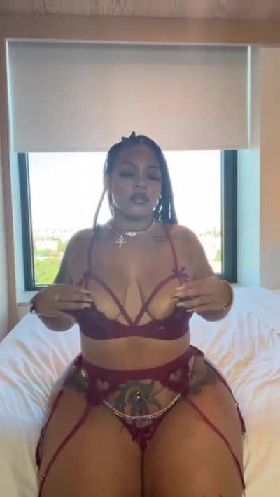 🥰