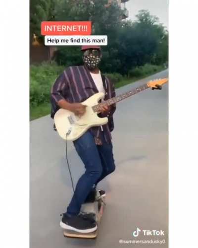 Shredding while shredding 🤘