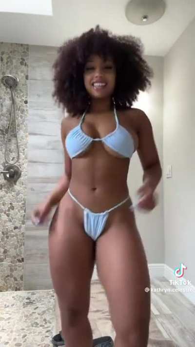 Omg her body
