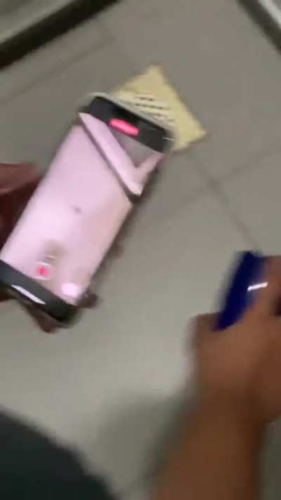 Cockroach battle