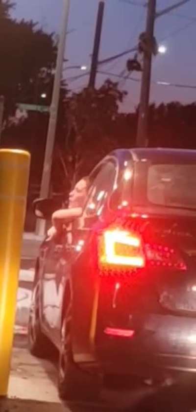 KFC drive through she made an order for 100$ and they ran out of coleslaw. (She made sure to mention that her order was 100$ multiple times)