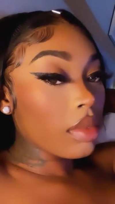 🤩