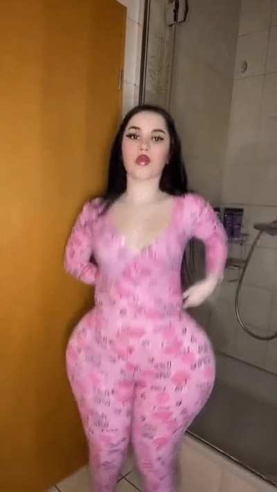 Young top tier girl