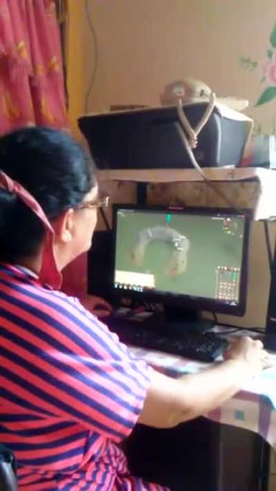 This is how a Venezuelan goldfarmer looks like