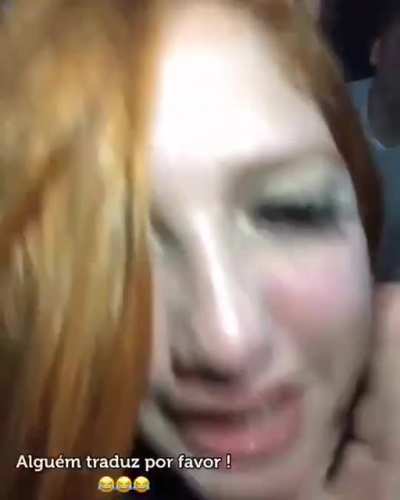 Algm ajuda pfv