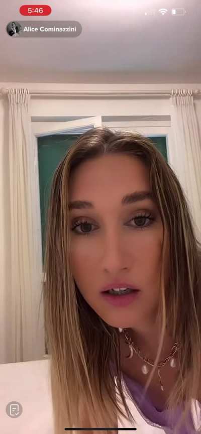 checked in w the live to show her tits