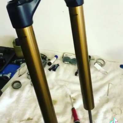 Guy removes his fork lower without releasing the air pressure lol