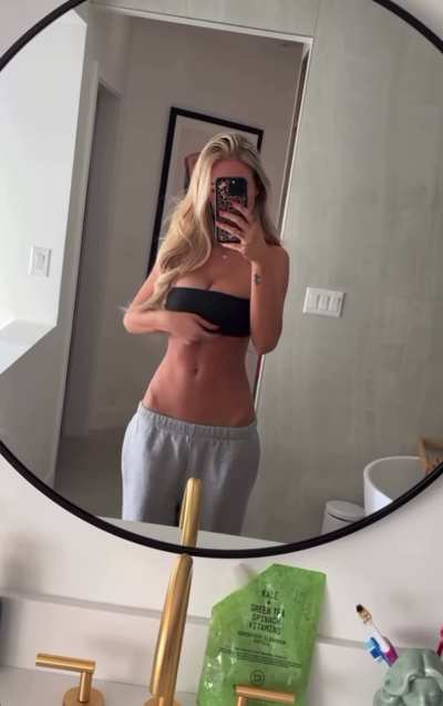 Showing off on her IG story!