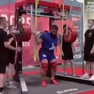 Attempting to lift 800 pounds.