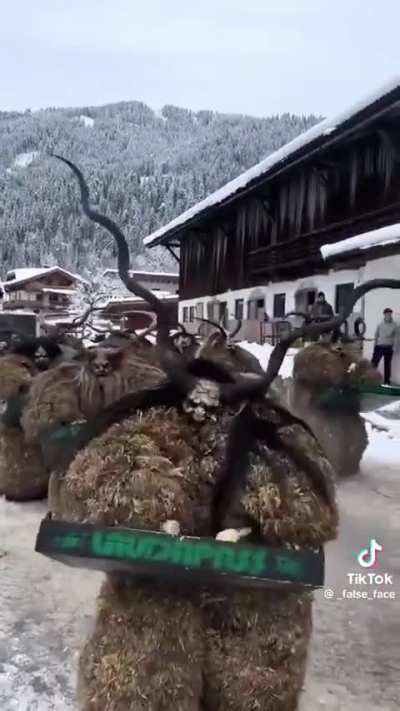Meanwhile… LaudaPass in Austria
