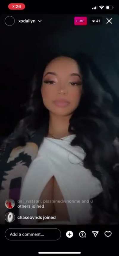 Mf be sleeping on this beautiful woman