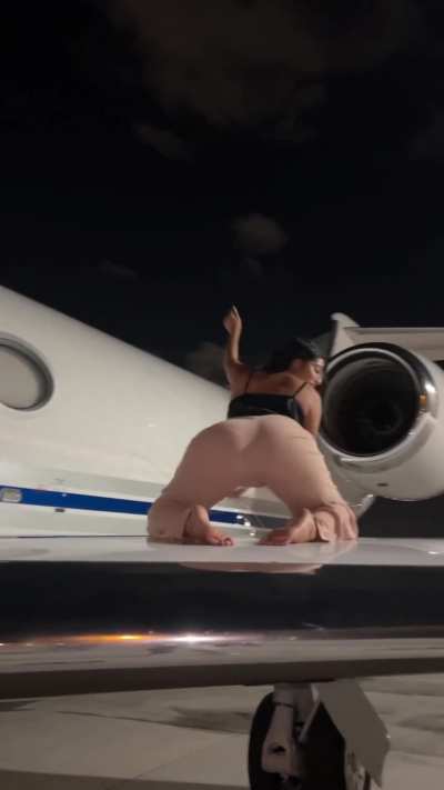 Shakin' ass for you