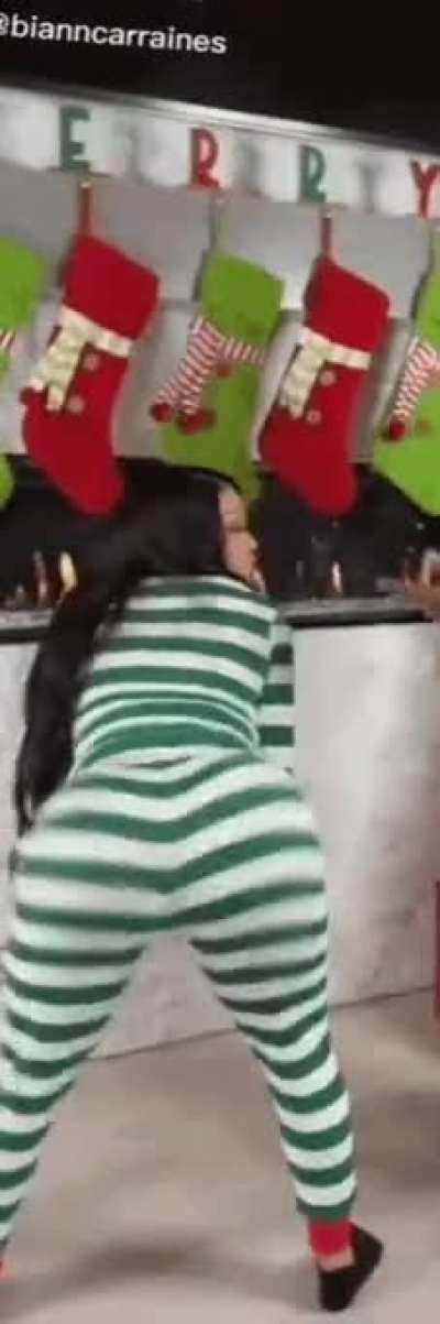 Shake that ass baby🍑
