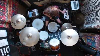 Hybrid Drumming 3.0 - My one-man-band Drums/Synth tune in 5/4 (with lots of polyrhythmic weirdness and a short drum solo!)