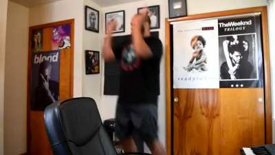 me vibin` to 