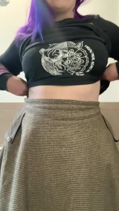 Bored at work [reveal]