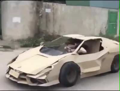 Cardboard Lamborghini