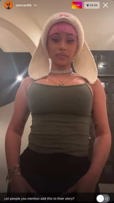 Cardi B Teasing on Live pt. 2