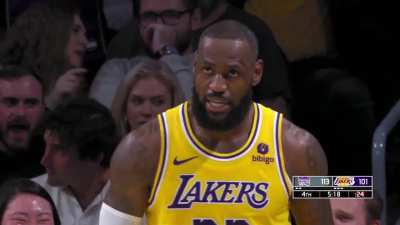 [Highlight] Lebron and-1 as the Lakers are mounting a 4th quarter comeback