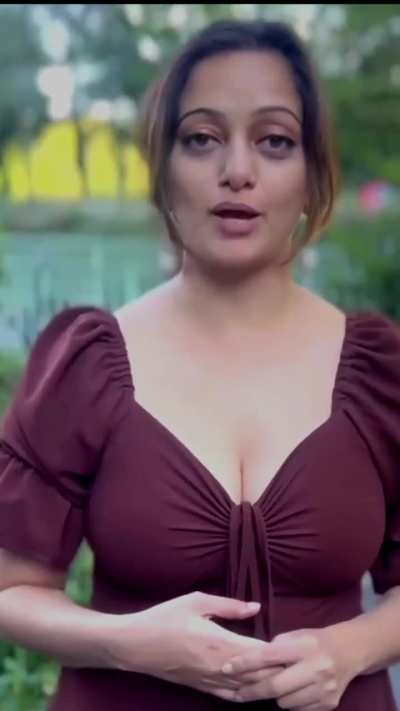 Manasi Naik Hot Look 🔥💯